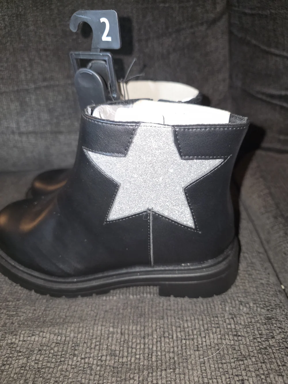 Little Girls Black Ankle Boots with Silver Glitter Star Size 2 NWT